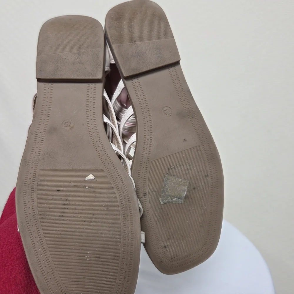 Journee Collection Womens Tru Comfort Petrra Strappy Zip Sandals Size-7.5